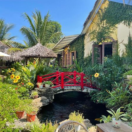 Phoenix Hotel Pool Villa Хойан Экстерьер фото